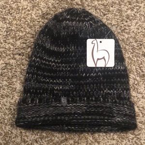 NWT Shupaca alpaca wool beanie hat black gray